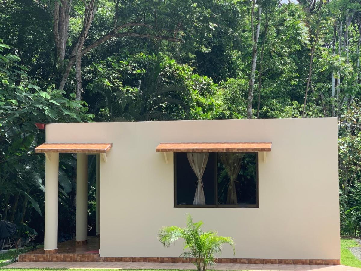 Alma Del Bosque Vacation Home And Apartments Quepos Exterior photo