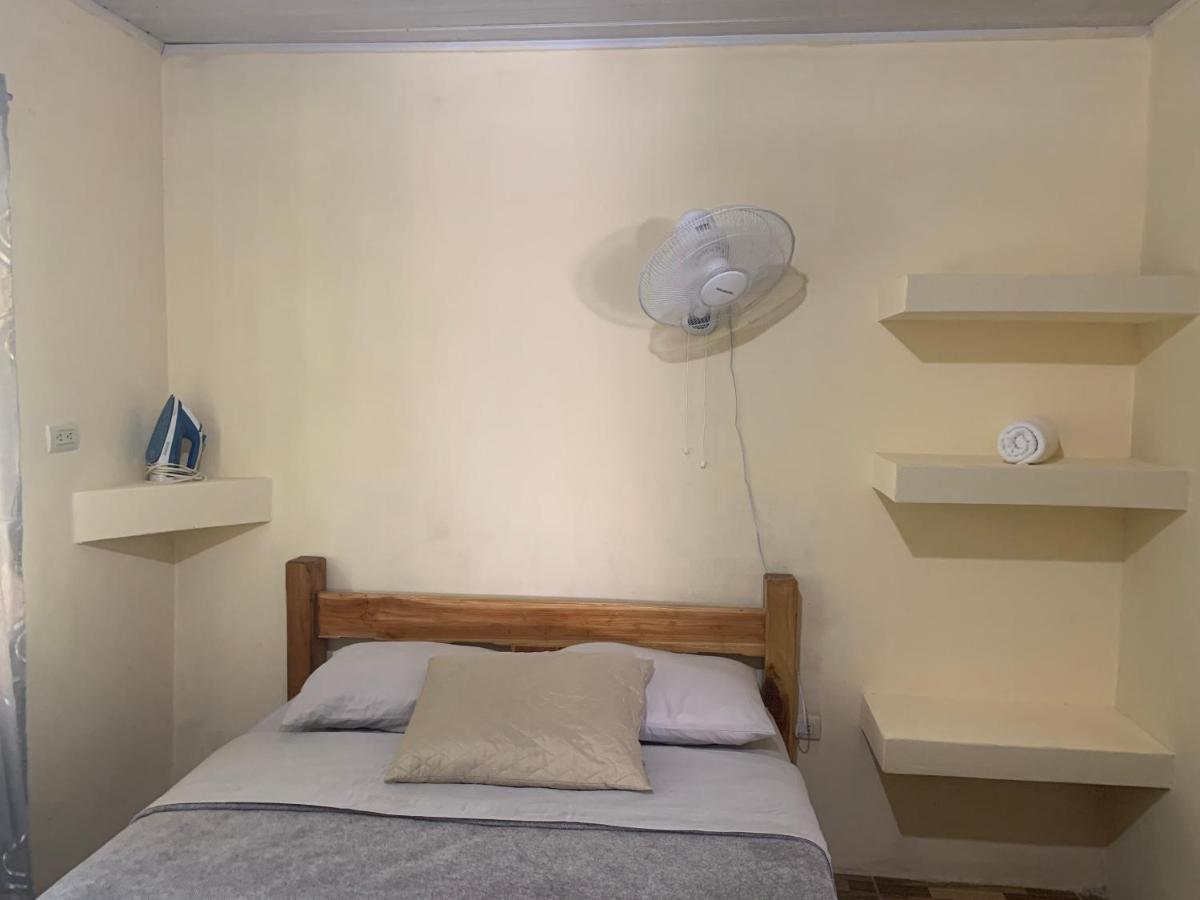 Alma Del Bosque Vacation Home And Apartments Quepos Exterior photo