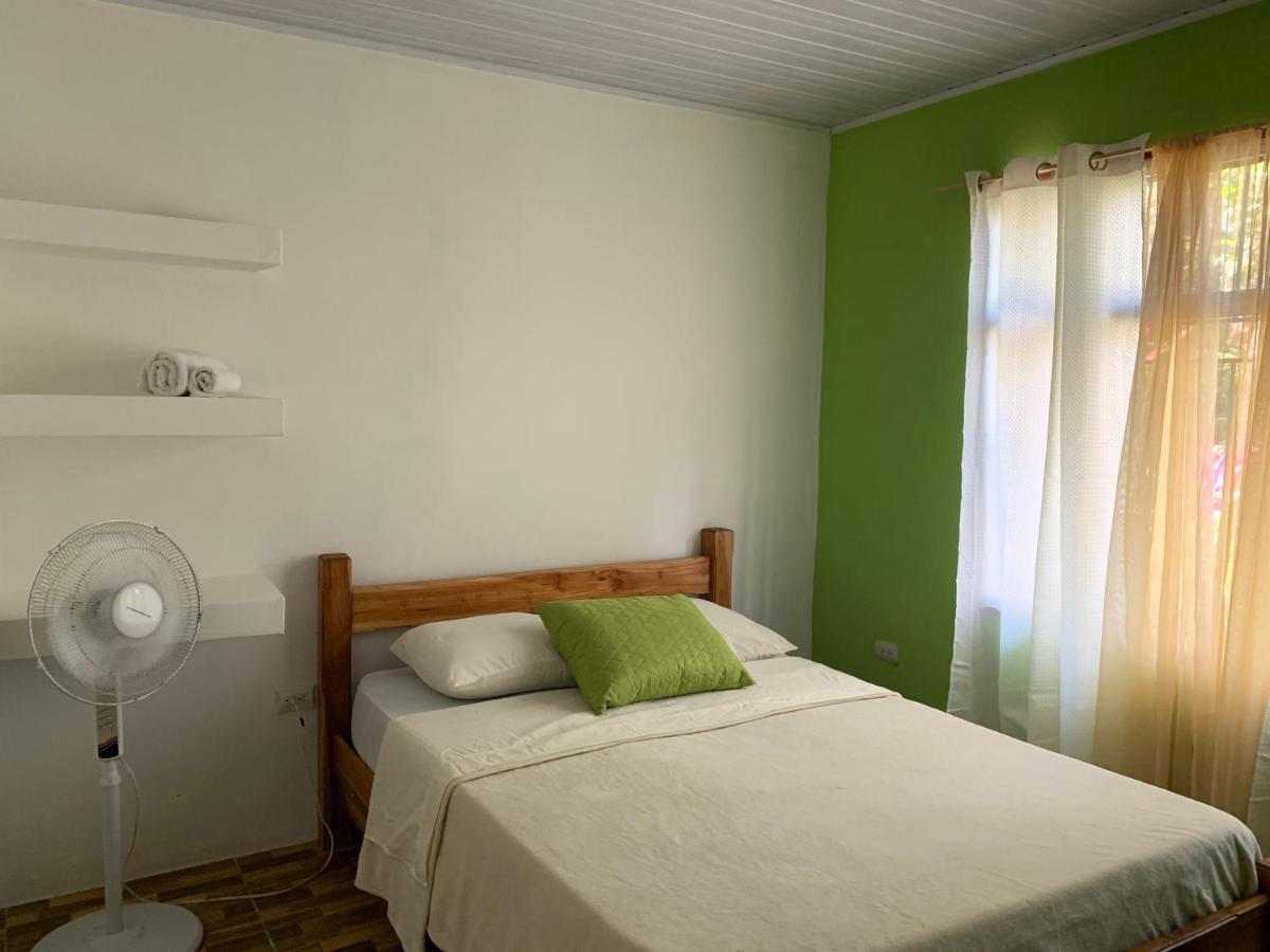 Alma Del Bosque Vacation Home And Apartments Quepos Exterior photo